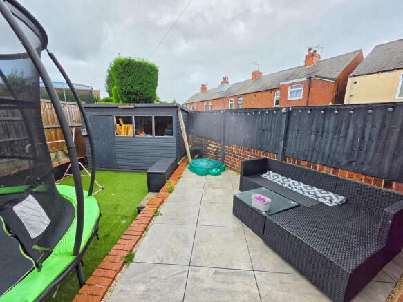 2 bed Semi-Detached for sale Image 12