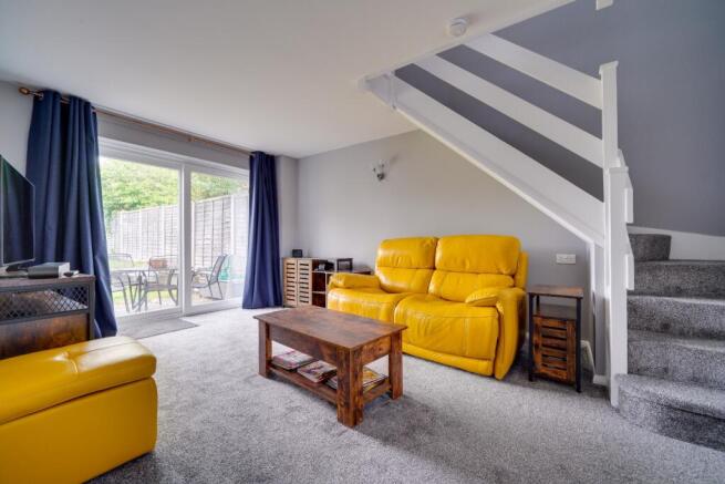 Ackroyd Road, Royston photo 4