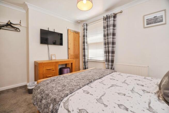 4 bed Terraced for sale Image 7