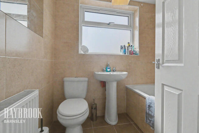 2 bed Semi-Detached for sale Image 7