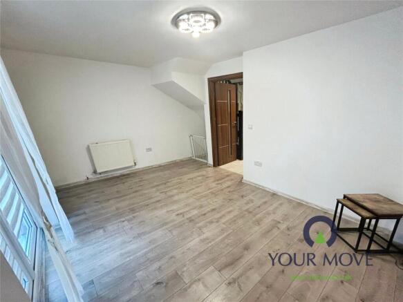2 bed End of Terrace to rent Image 7