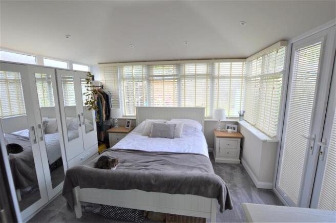 Garden room