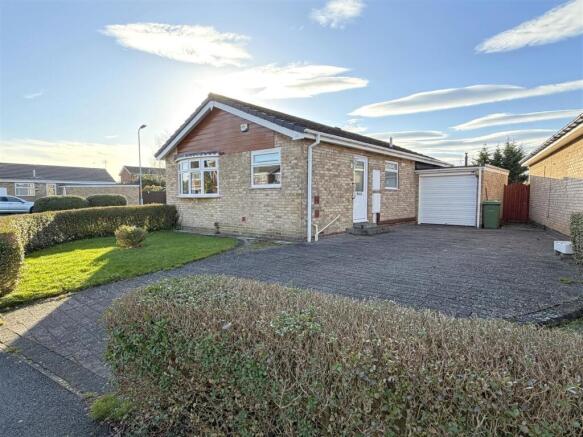 3-bed detached on Glaisdale Road, Yarm, TS15 9RN, £270,000