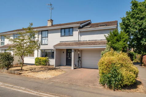 Cowley Way, Sutton Benger