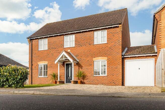 31 Casswell Drive (Spalding)-3.jpg
