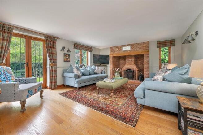 August Lodge PH-32.jpg