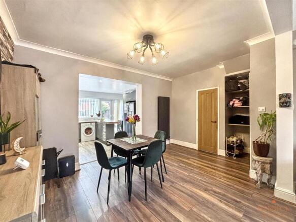 3 bed Terraced for sale Image 4