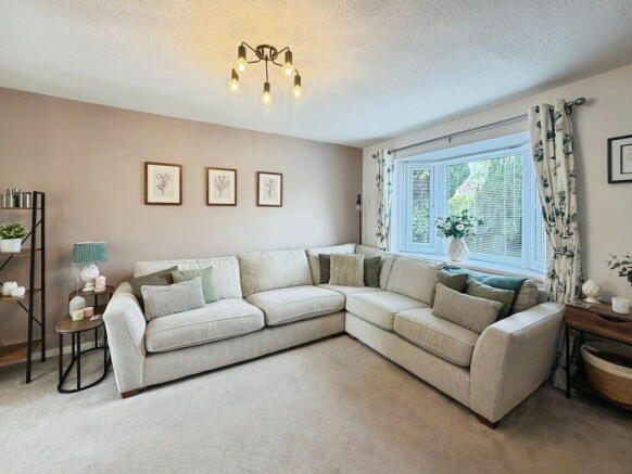 Crookburn Close, Lowry Hill photo 4