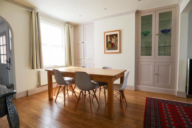 Dining area.jpg