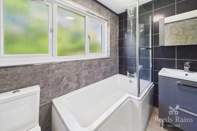 3 bed Terraced for sale Image 12