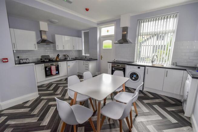 Communal Kitchen