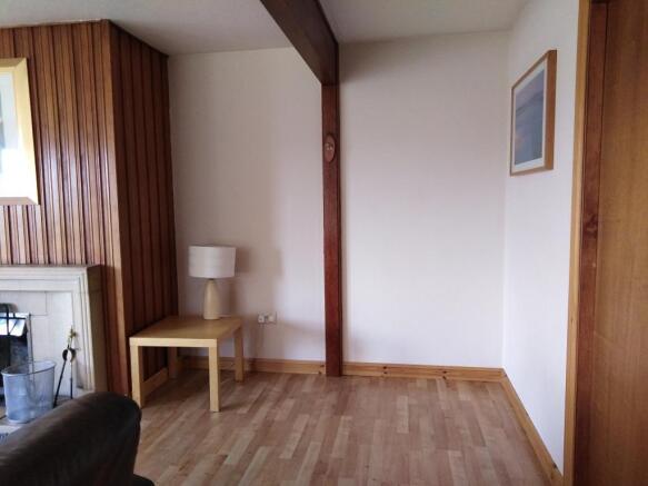 Spacious lounge