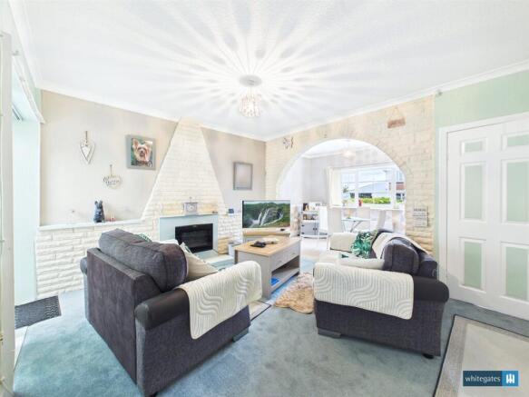2 bed Bungalow for sale Image 4