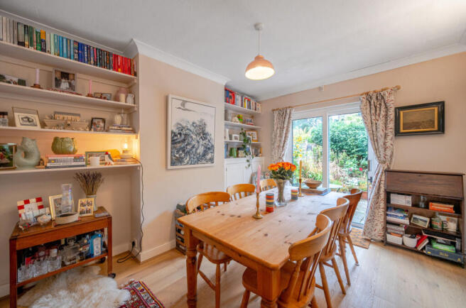 Sitting/Dining Room