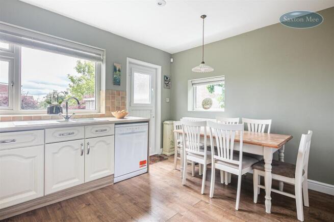 2 bed Semi-Detached for sale Image 5