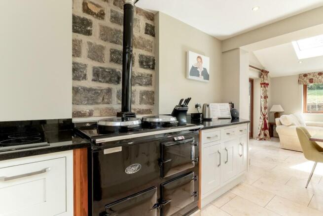 Living Dining Kitchen-5.jpg