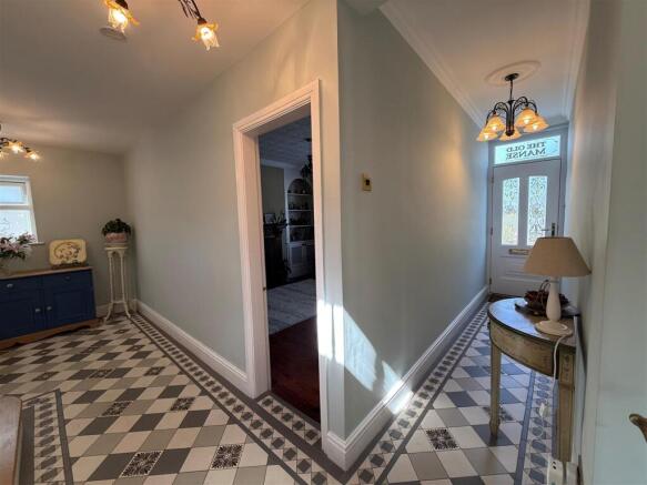 ENTRANCE HALL