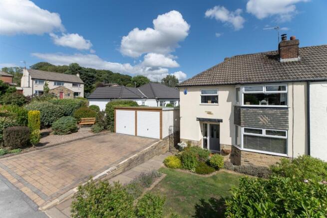3 bed Semi-Detached for sale Image 5