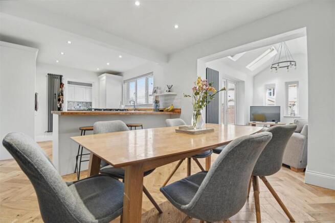 Kitchen diner