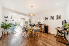 116, Arcadian Gardens, Wood Green, London N22 5AE