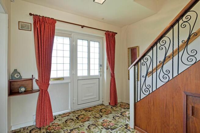 3 bed Semi-Detached for sale Image 12