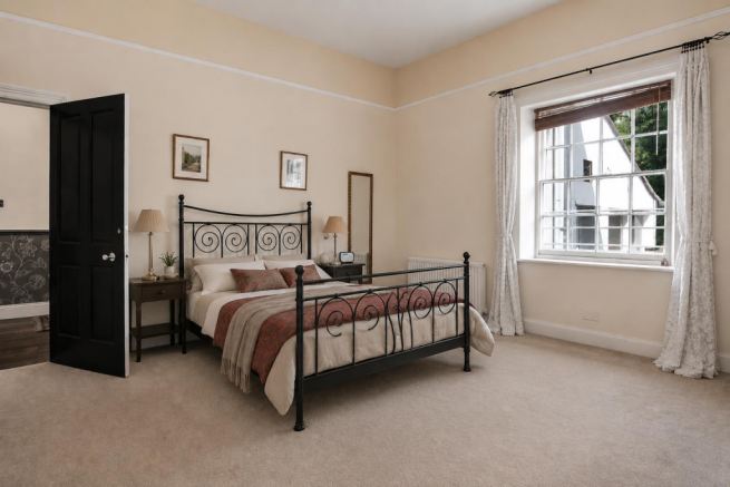 6 bed Terraced for sale Image 10