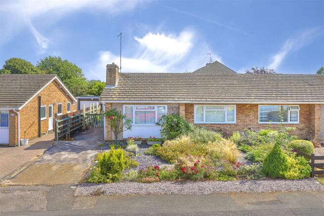 21 Grange Road Little Cransley -2.jpg