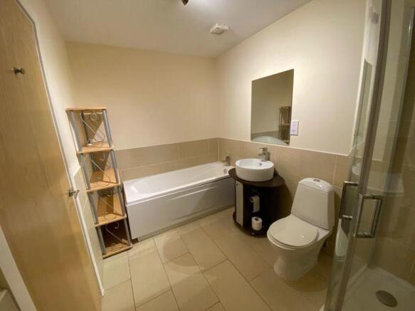 Bathroom / WC