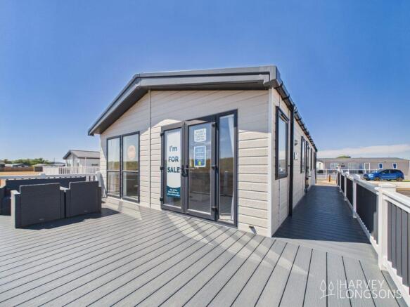 Swift Edmonton Lodge Winchelsea Sands Wraparound D