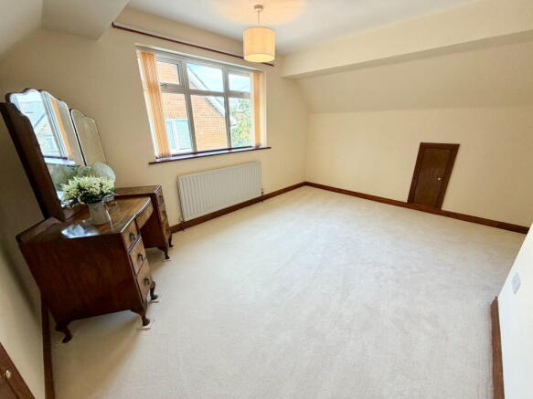 3 bed Detached Bungalow for sale Image 10