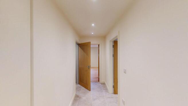 4 bed Mews to rent Image 9