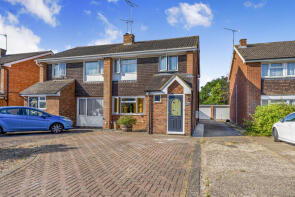 76, Vauxhall Drive, Reading RG5 4EE