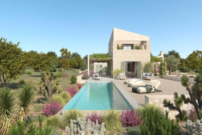 Nice pool area with sun terrace