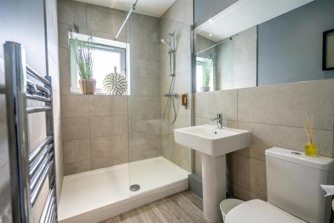 1 bed Apartment to rent Image 8