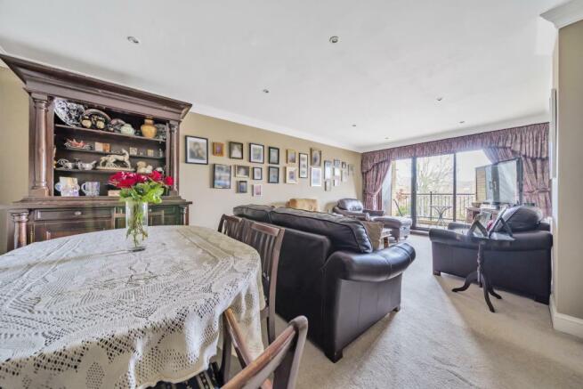 Living/Dining Area