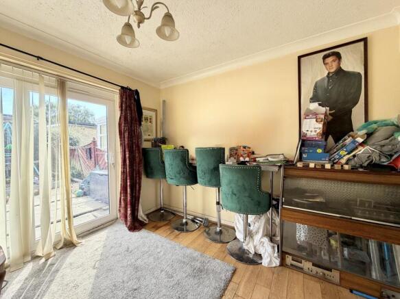 3 bed Terraced for sale Image 7
