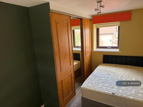 1 bed Terraced to rent Image 8