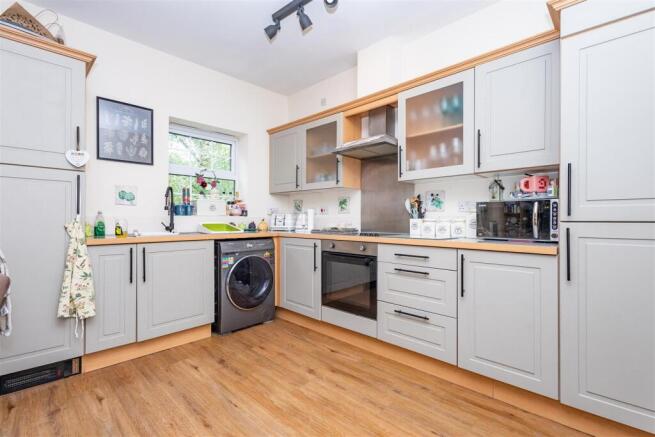 Kitchen/Lounge
