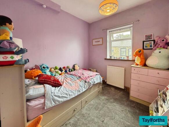 4 bed Terraced for sale Image 12