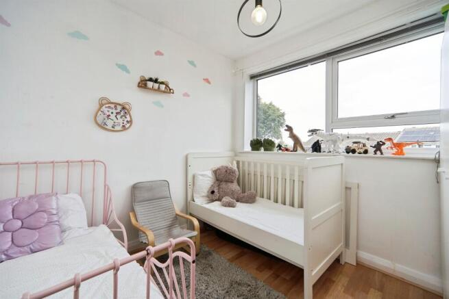 2 bed Apartment for sale Image 10