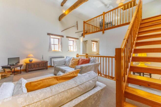 2 bed Terraced for sale Image 8