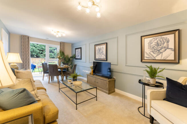 Romeo Place - Living Room