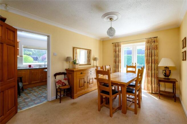 4 bed Detached for sale Image 5