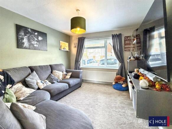 Larchwood Drive, Tuffley, Gloucester, GL4 photo 4