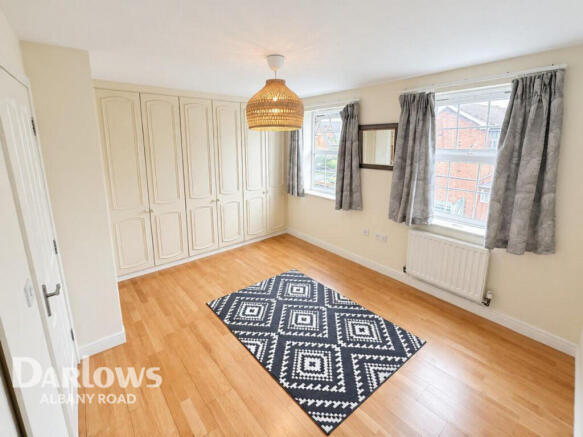 4-bed house on Beaufort Square, Cardiff, £290,000