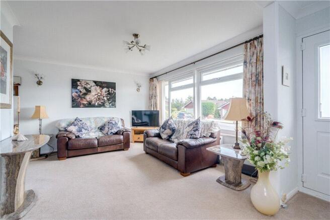 3 bed Bungalow for sale Image 4