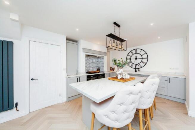 Kitchen/ Family Room