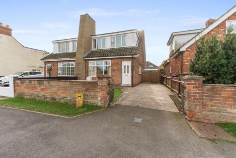 North End Road, Tetney