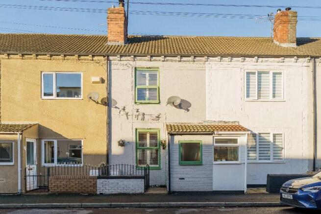 3-bed terraced on Robinson Street, WF10, £180,000