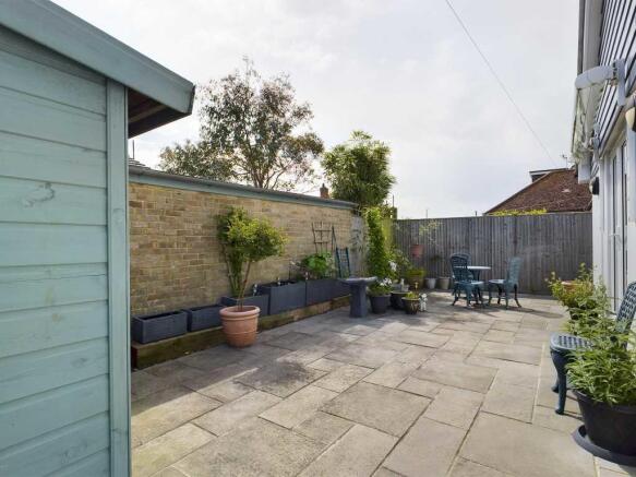 Rear Patio Garden